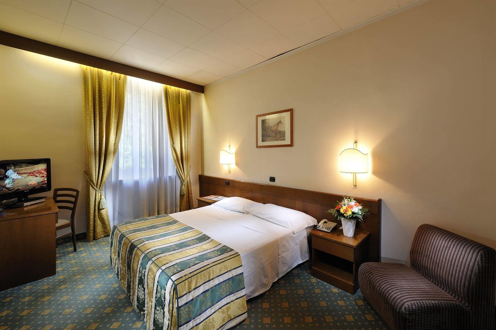 Hotel Eden Левіко-Терме Екстер'єр фото